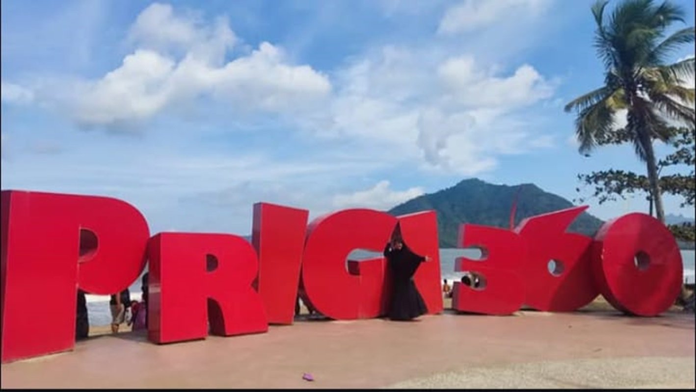 Pantai Prigi Trenggalek